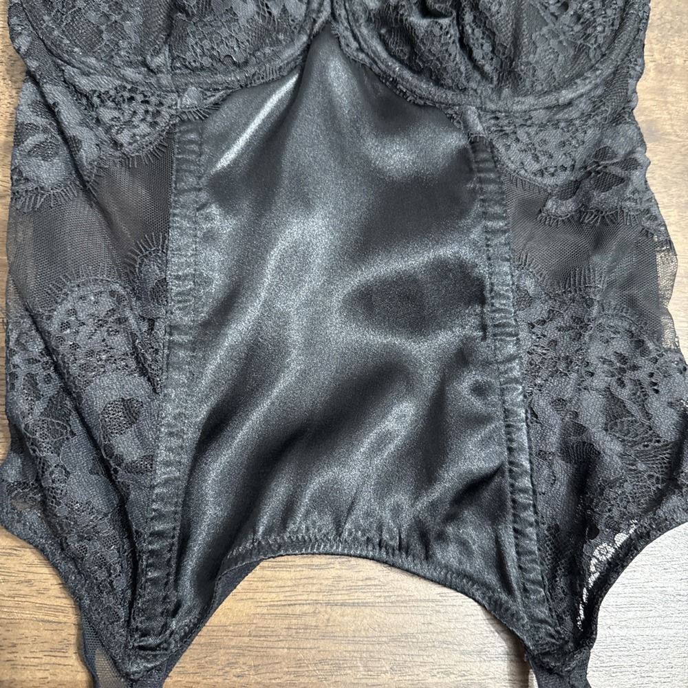 Victoria's Secret Black Lace Bone Corset Bustier Lingerie Top Victoria 34D - Picture 4 of 12